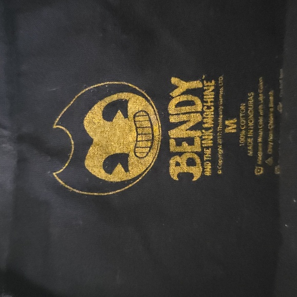 Alice Angel Graphic Tee From Bendy - Black and Yellow - Picture 2 of 4